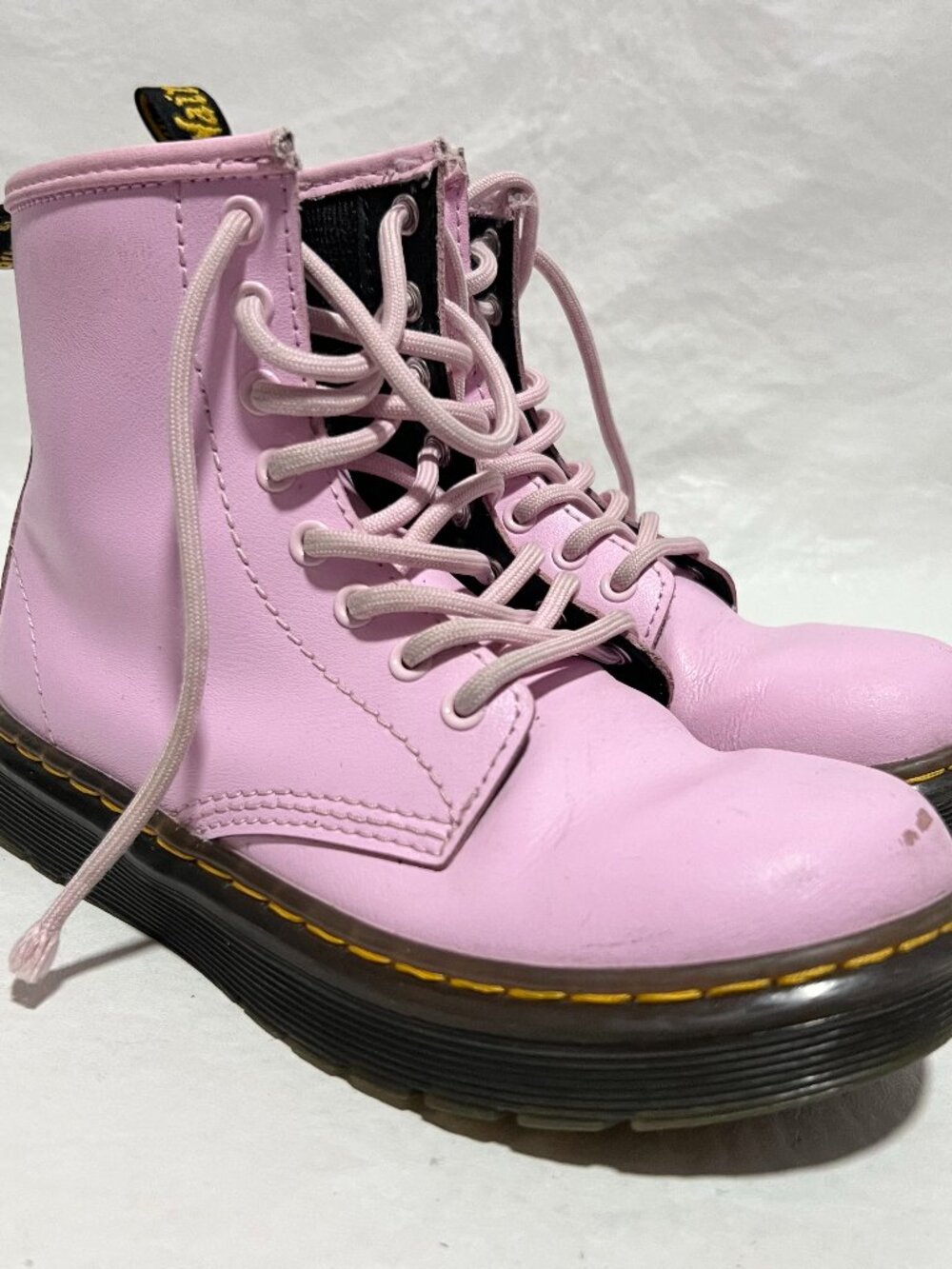 Dr Martens Boots Zavala J pastel pink leather kids size 1 combat zip up docs